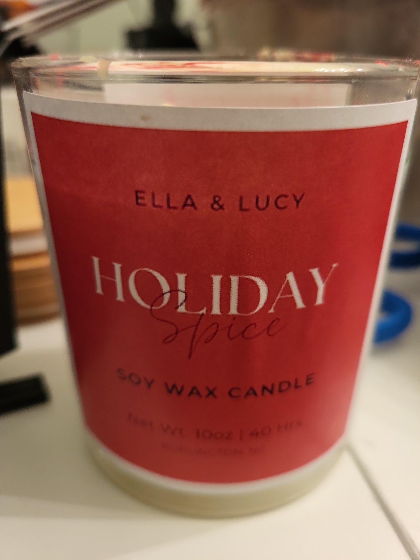 Holiday Spice candle.